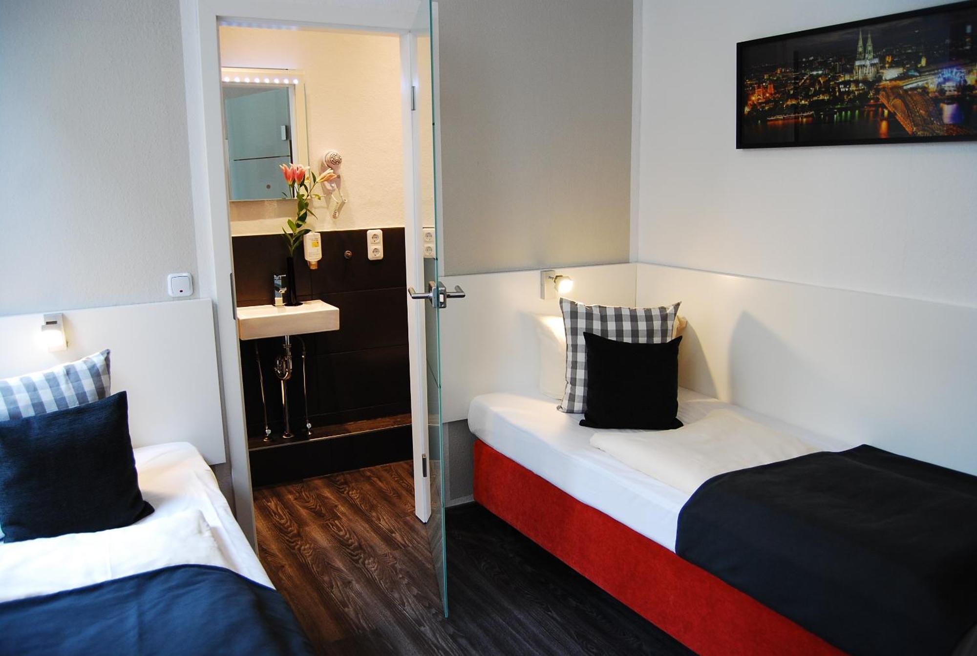 Hotel Alt Deutz City-Messe-Arena Kontaktloser Self Check-In Kolín nad Rýnem Exteriér fotografie