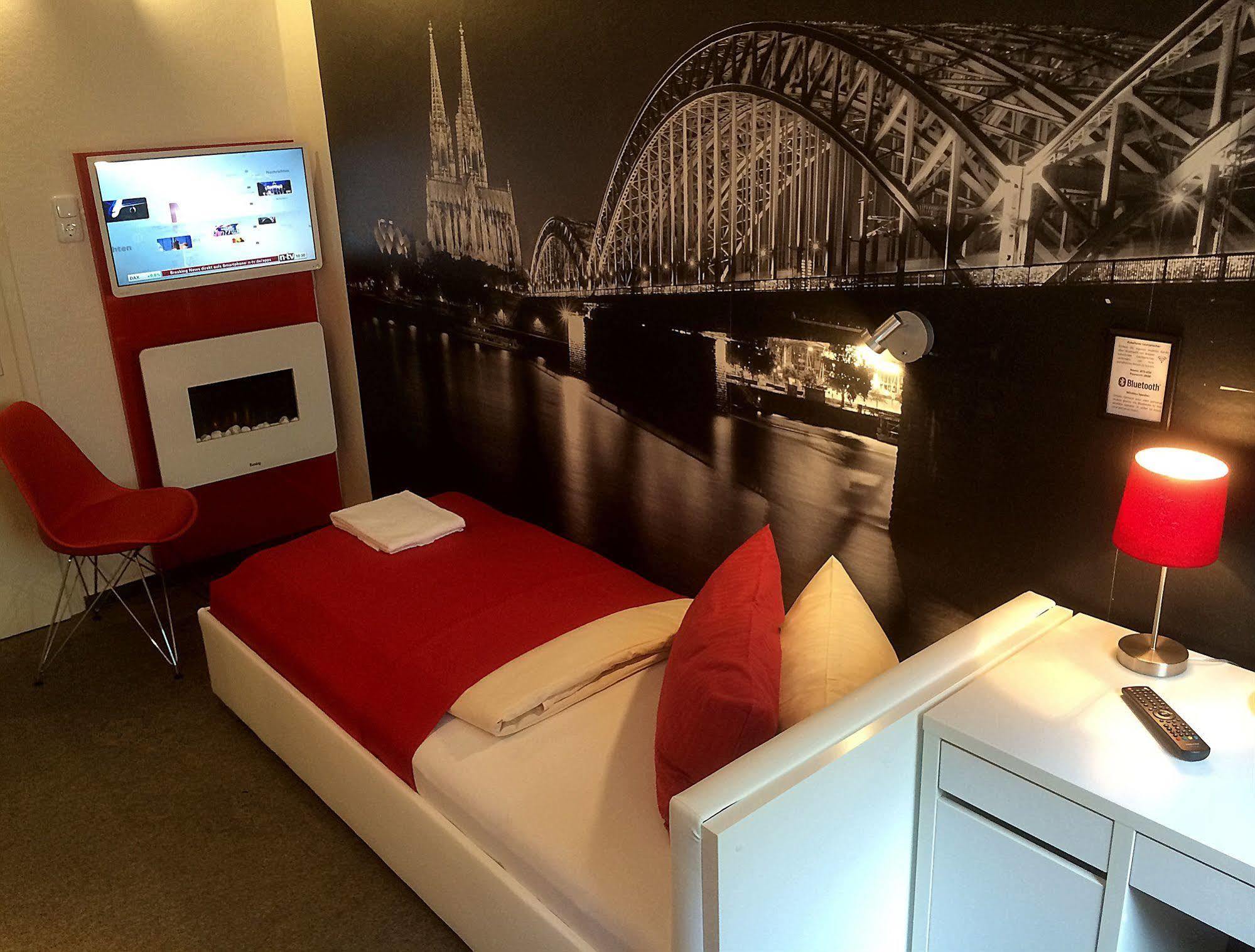 Hotel Alt Deutz City-Messe-Arena Kontaktloser Self Check-In Kolín nad Rýnem Exteriér fotografie